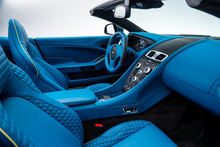 Интерьер Aston Martin Vanquish Volante 2013 года  (WW) (фото 45 из 51)